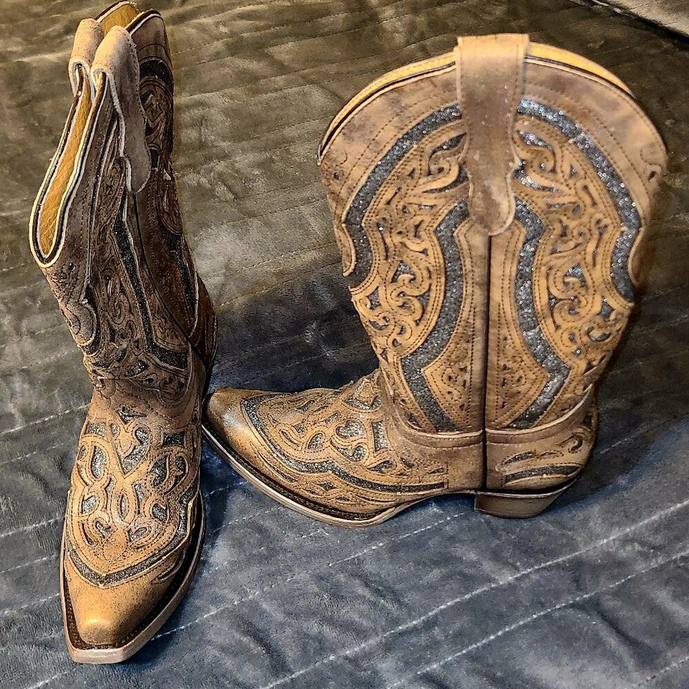 Girls size 3 Corral Boots with glitter inlay
